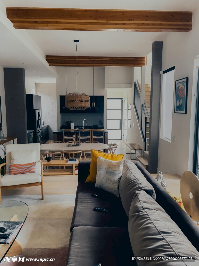 现代简约风格的温馨客厅