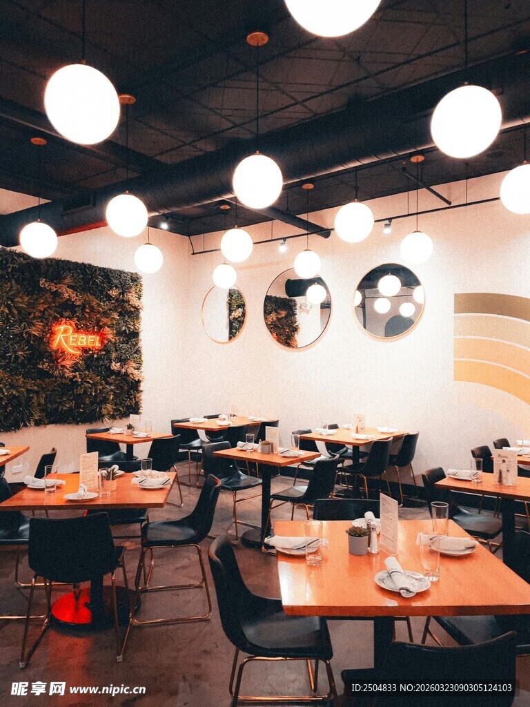 现代简约风格餐厅室内景