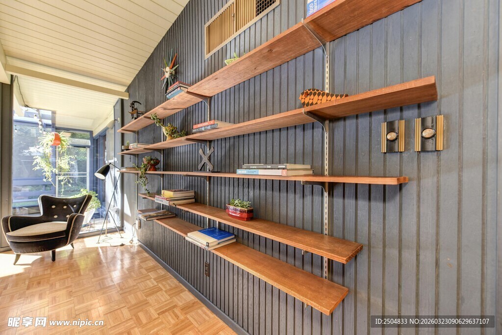 简约木质墙面置物架设计