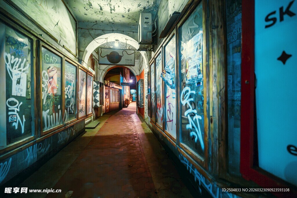 复古涂鸦风地下通道