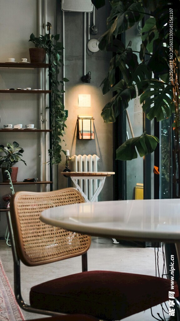 现代简约风室内桌椅场景