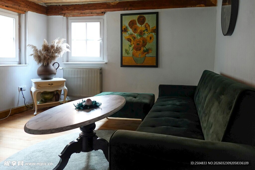 温馨简约客厅室内场景