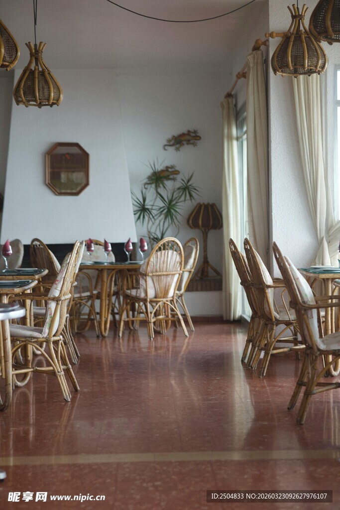 温馨简约风餐厅室内场景