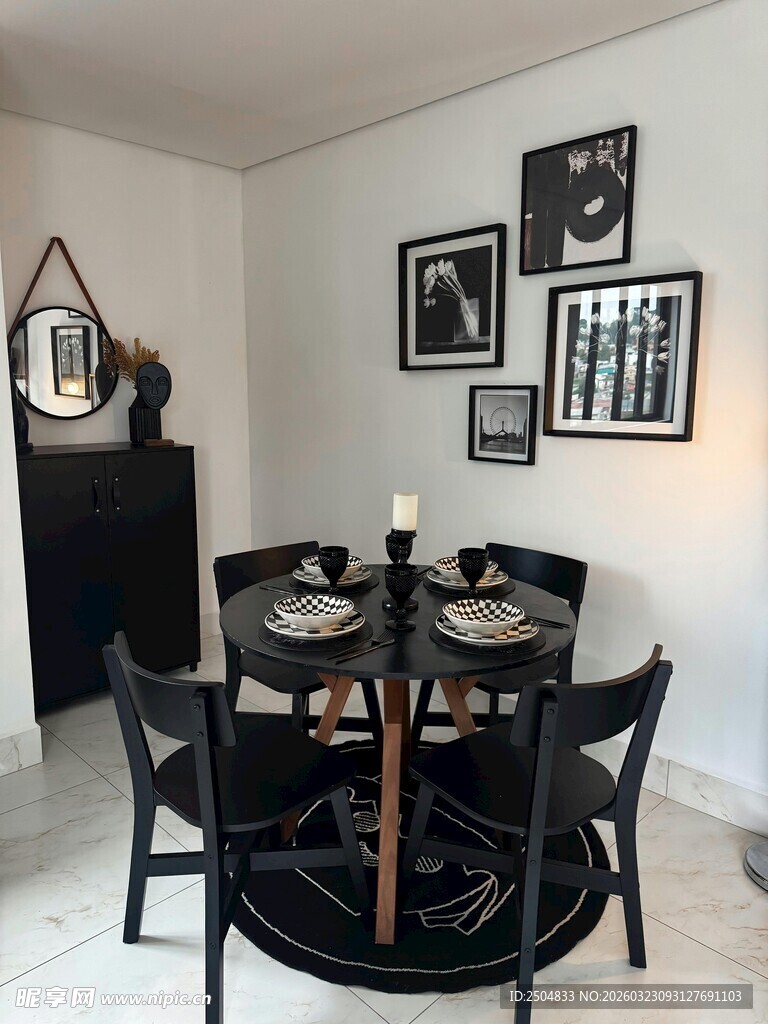 简约餐厅室内桌椅装饰布置