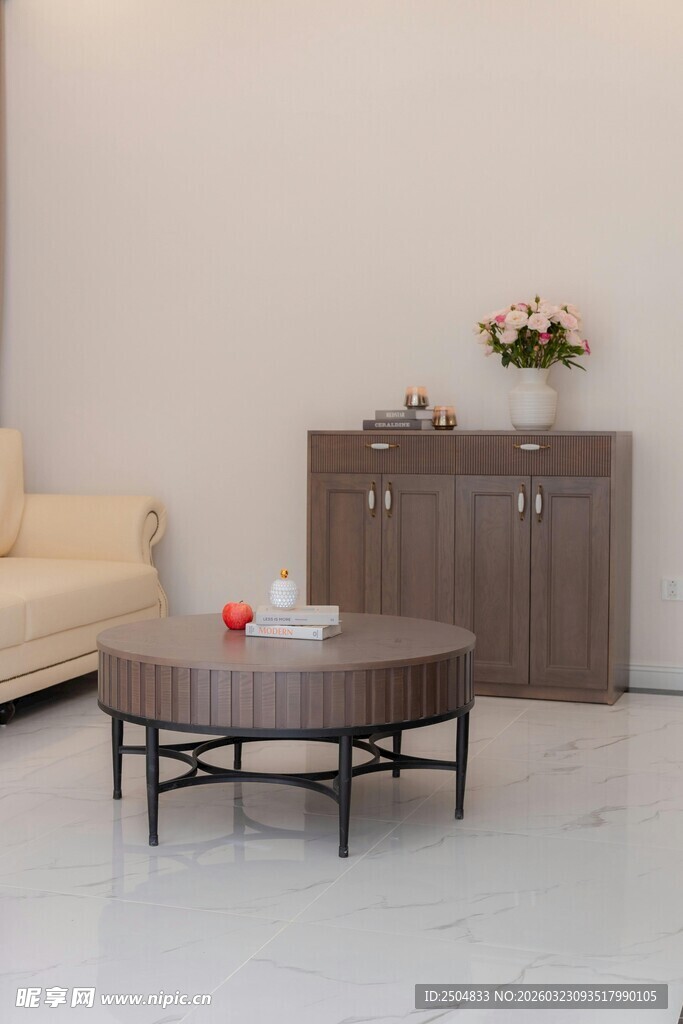 简约客厅家具布置展示