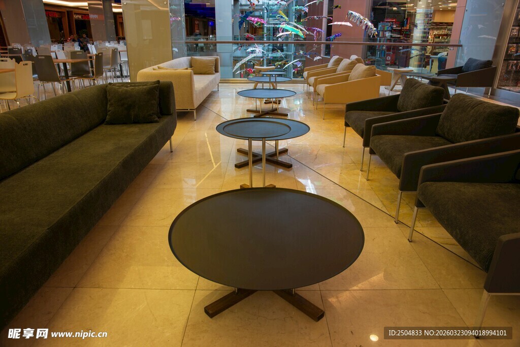 现代时尚室内沙发茶几组合