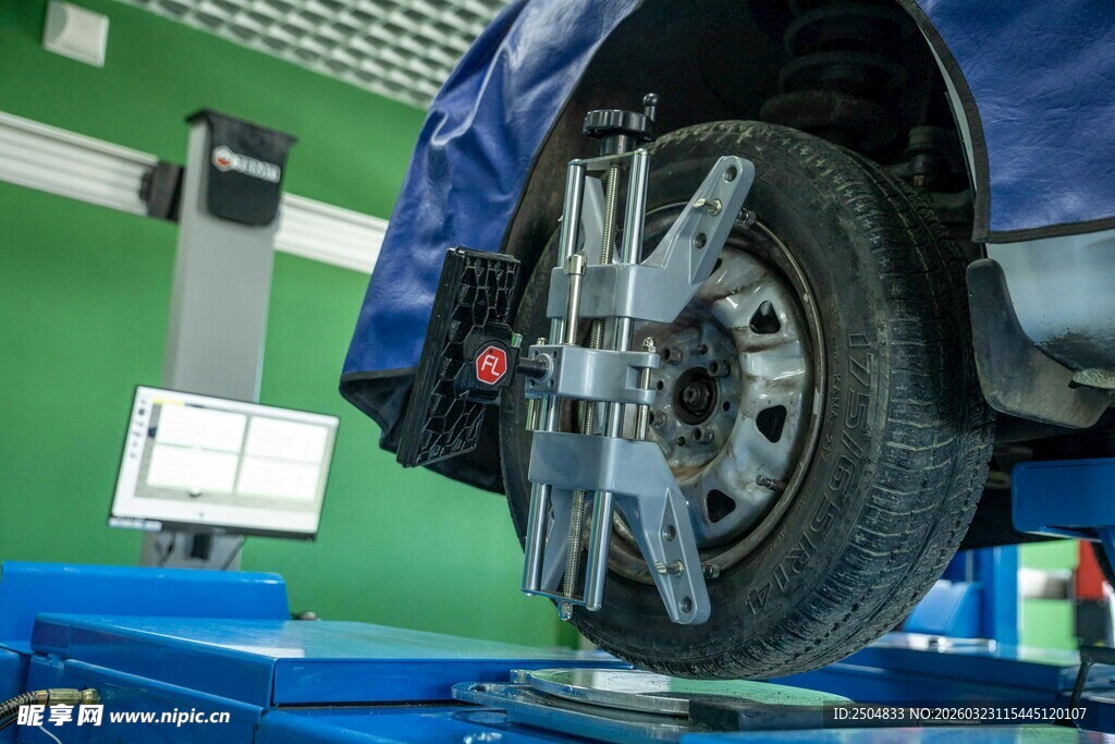 汽车轮胎维修检测场景