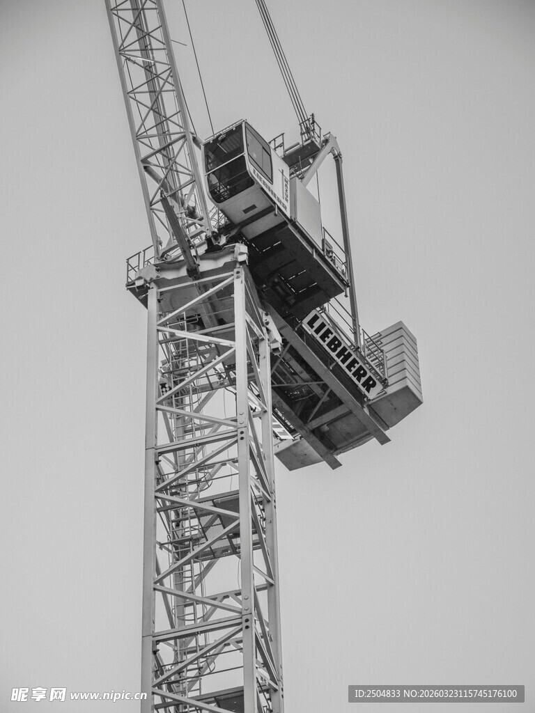 塔式起重机特写