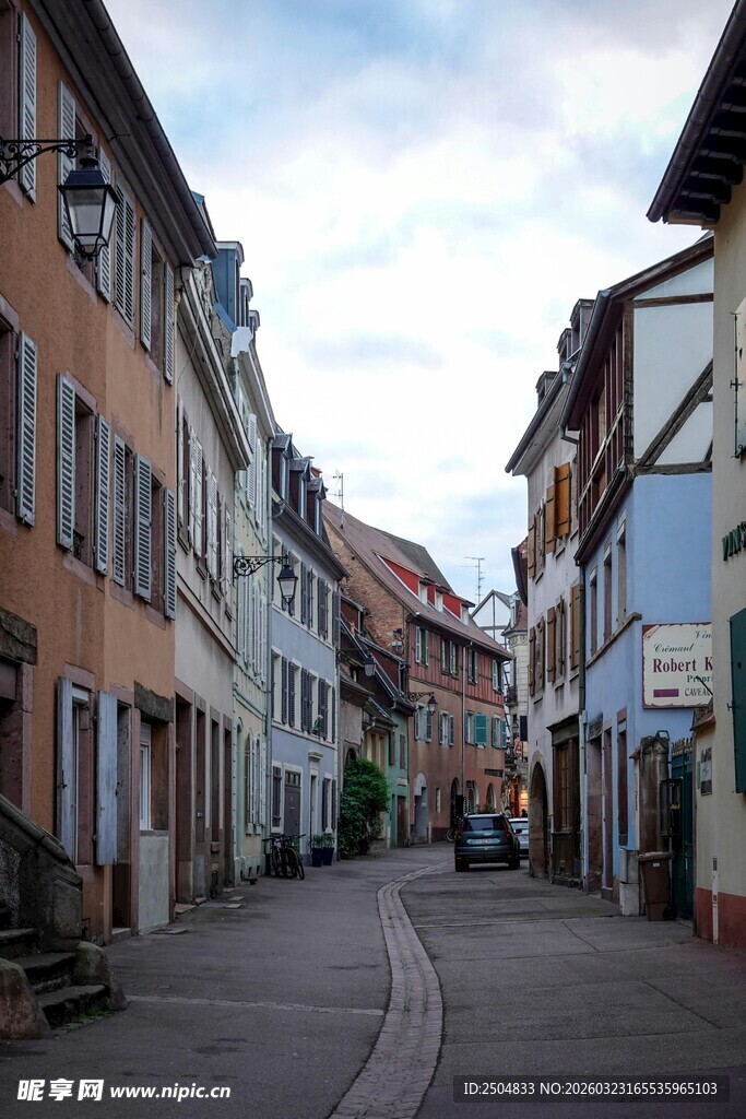  洲小镇宁静街道景象