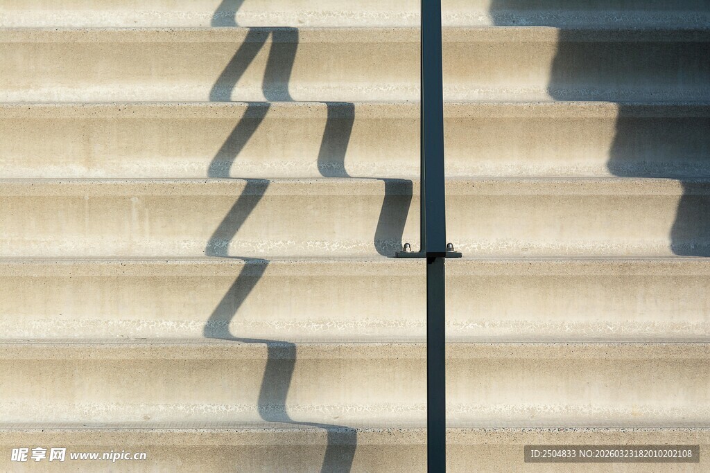 独特设计的几何形楼梯扶手