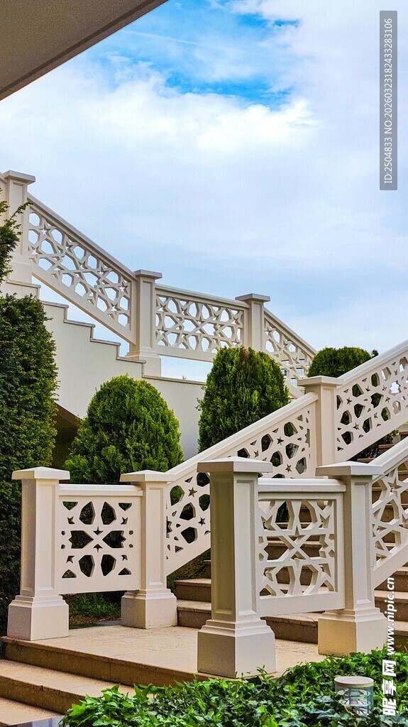 精致雕花户外石质楼梯