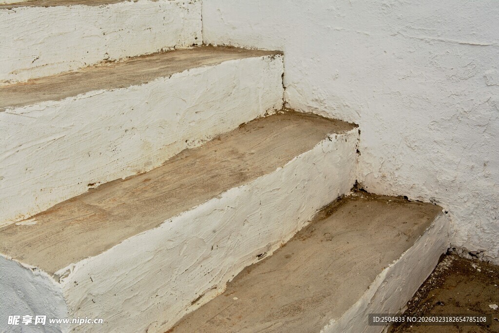 老旧水泥台阶特写