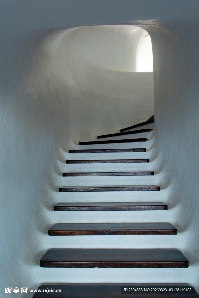 现代简约风格的室内楼梯