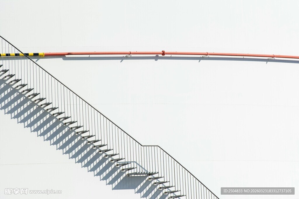 现代建筑独特线条景观