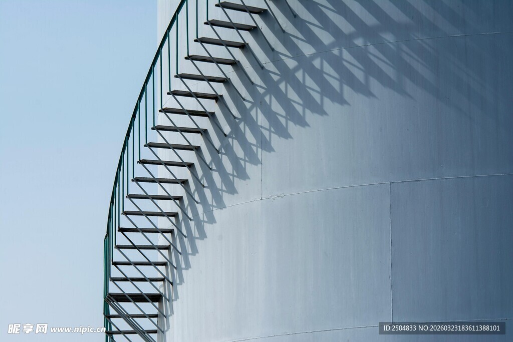 现代弧形玻璃楼梯景观