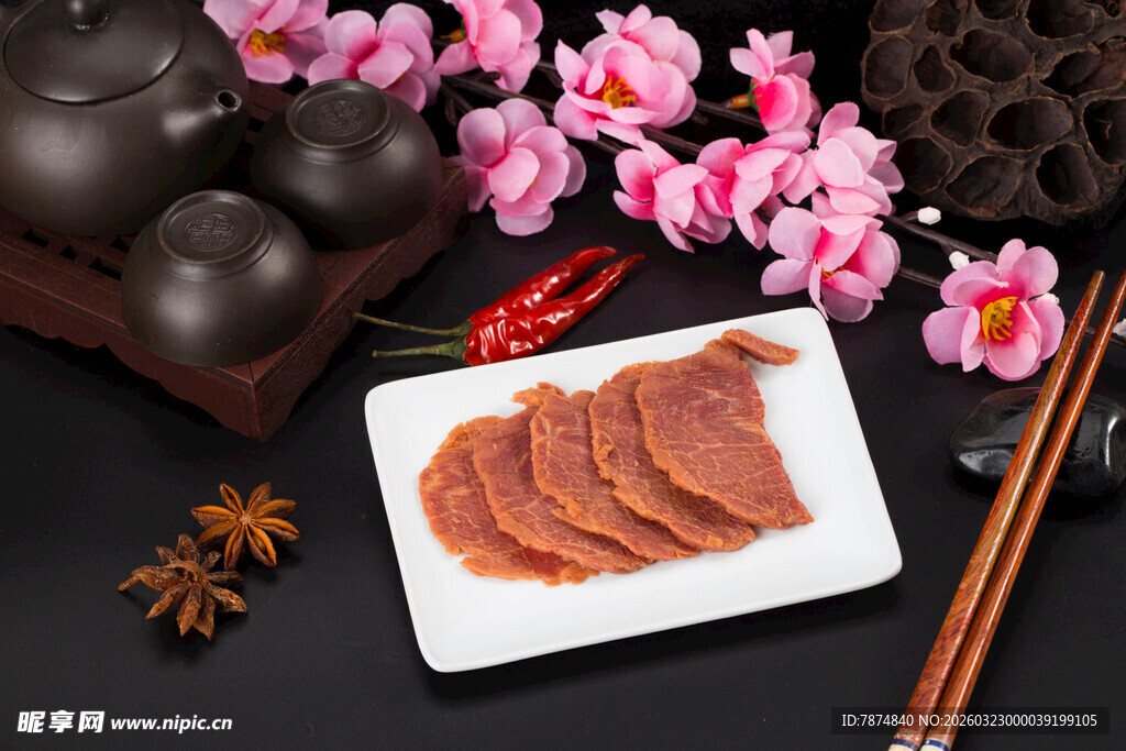 美味酱牛肉搭配精致摆盘