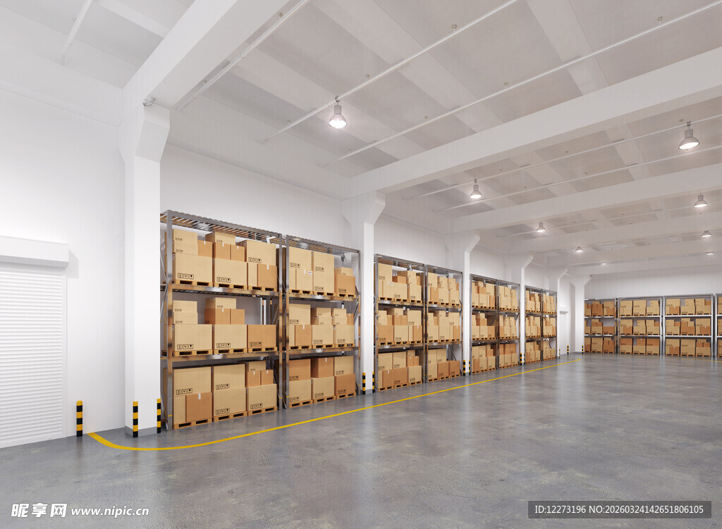 宽敞仓库内整齐排列的货架