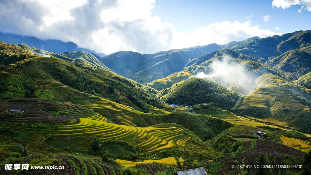 山间梯田美景