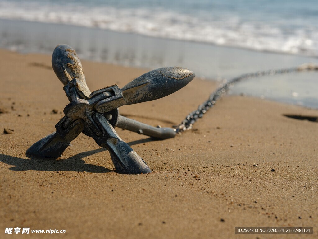 沙滩上的船锚