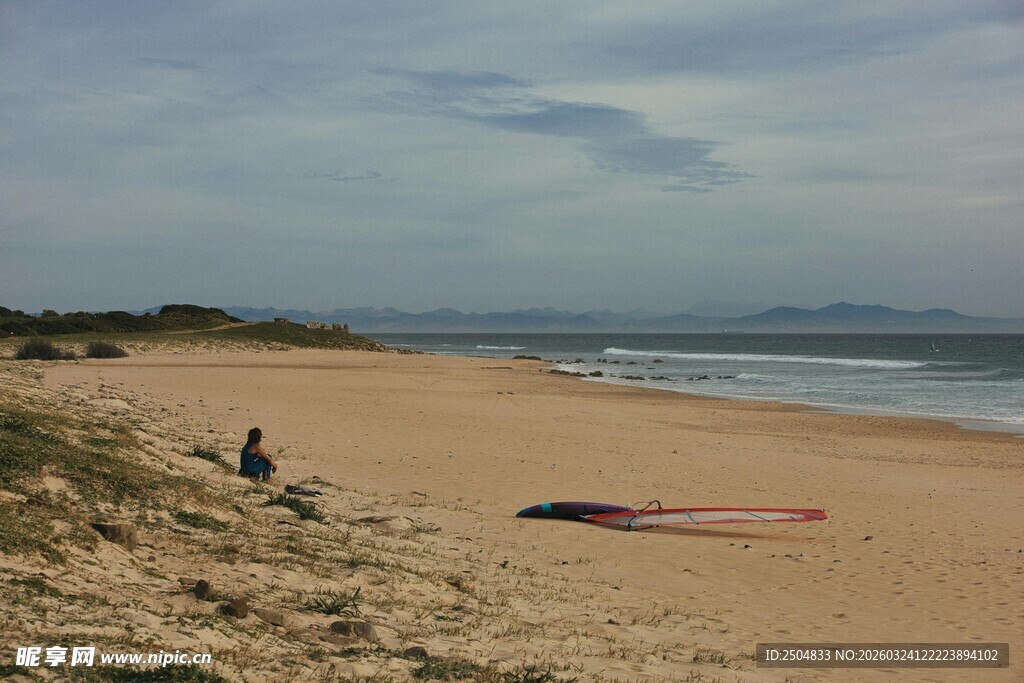海滩上的休闲时刻