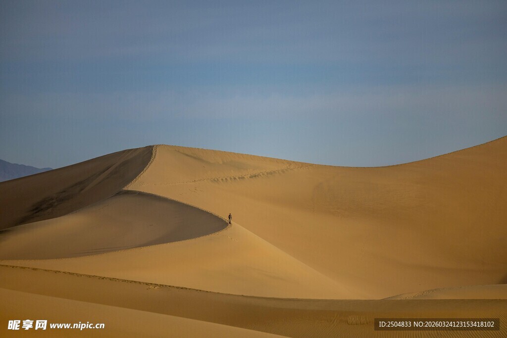 广袤 漠沙丘壮丽景观