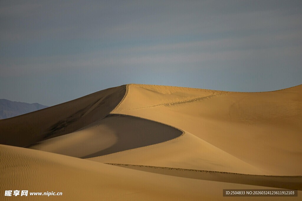 壮丽沙丘景观