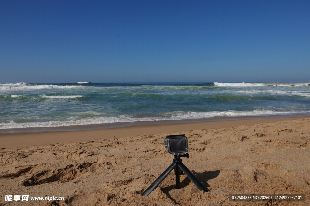 海滩上的摄影设备