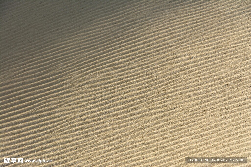 细腻沙纹 尽显自然纹理