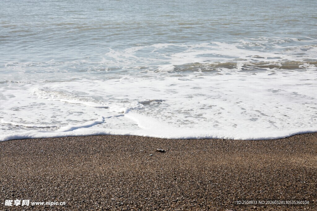 海边沙滩海浪美丽景象