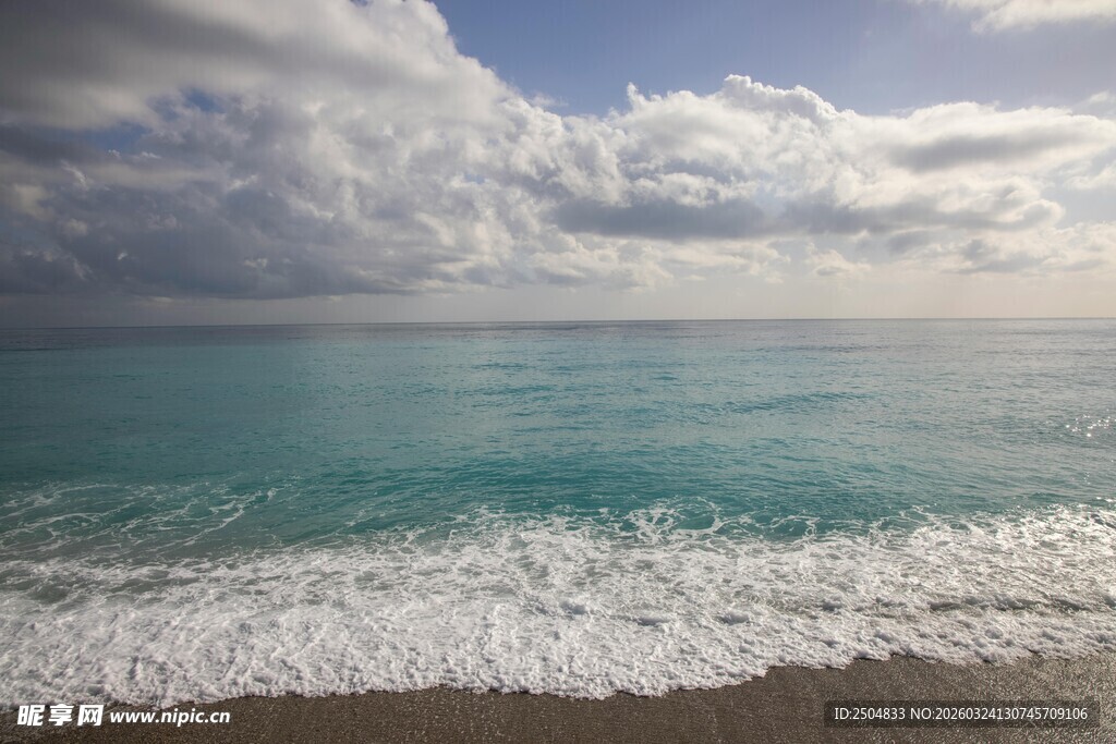 海边美景 海浪与天空交融