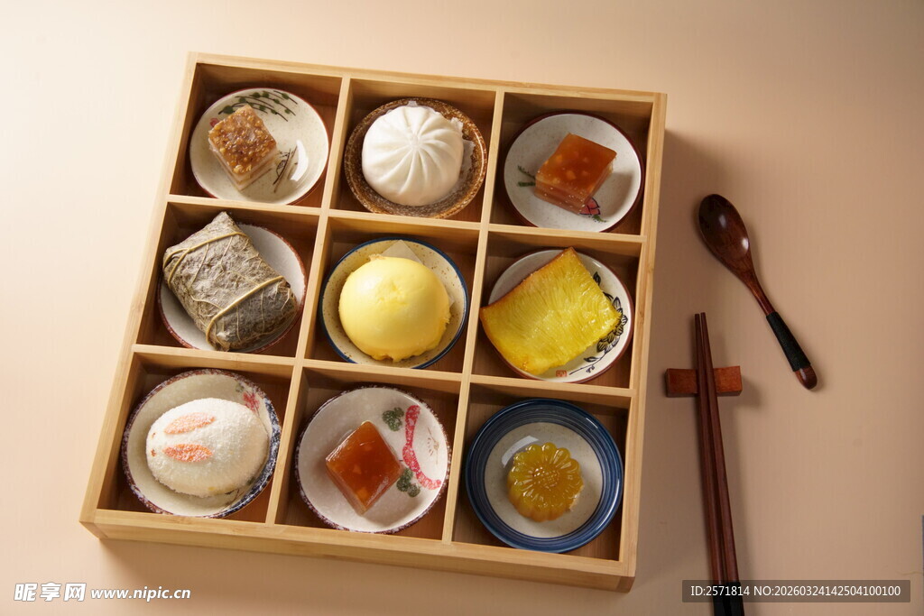 日式精致茶点盒