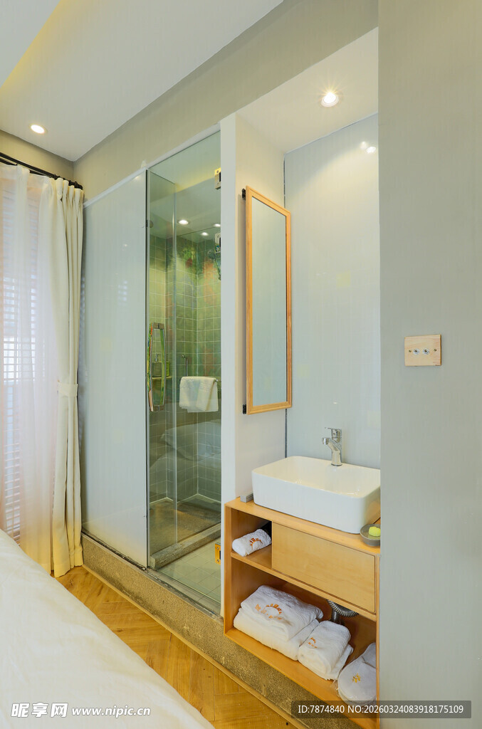 现代简约风浴室设计