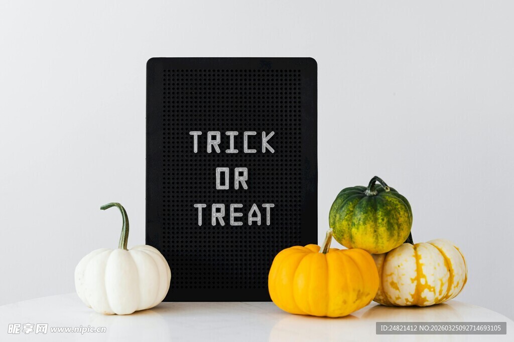 万圣节装饰之南瓜与黑板