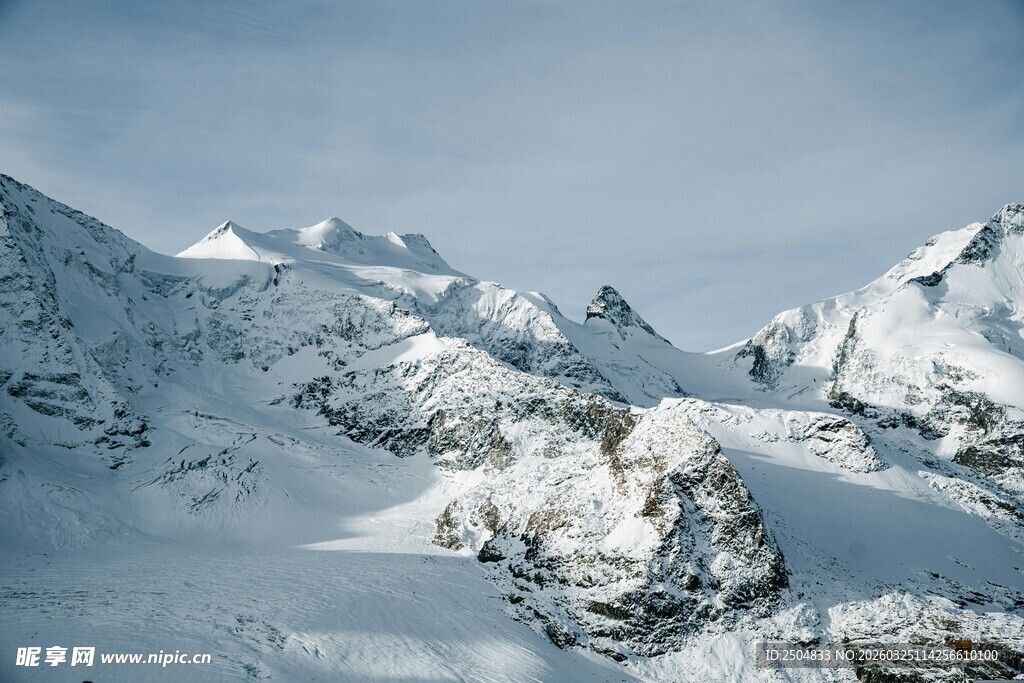 壮丽雪山风光