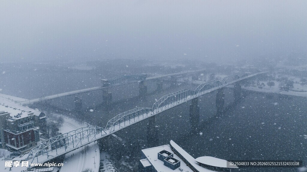 雪后城市景观鸟瞰
