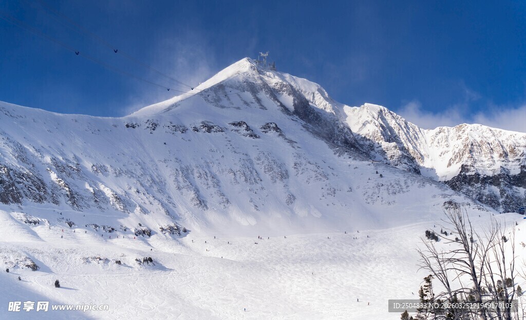 雪山壮丽景致