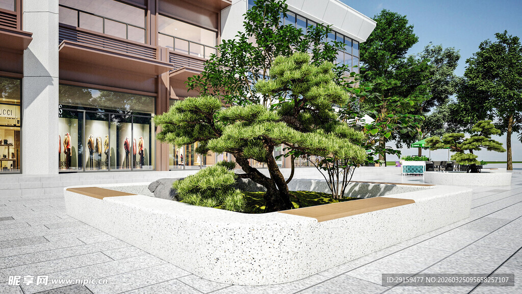 城市广场中的绿意景观