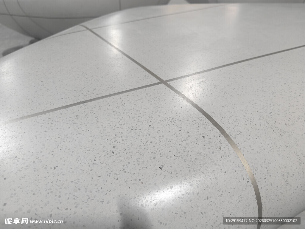 光滑金属表面特写