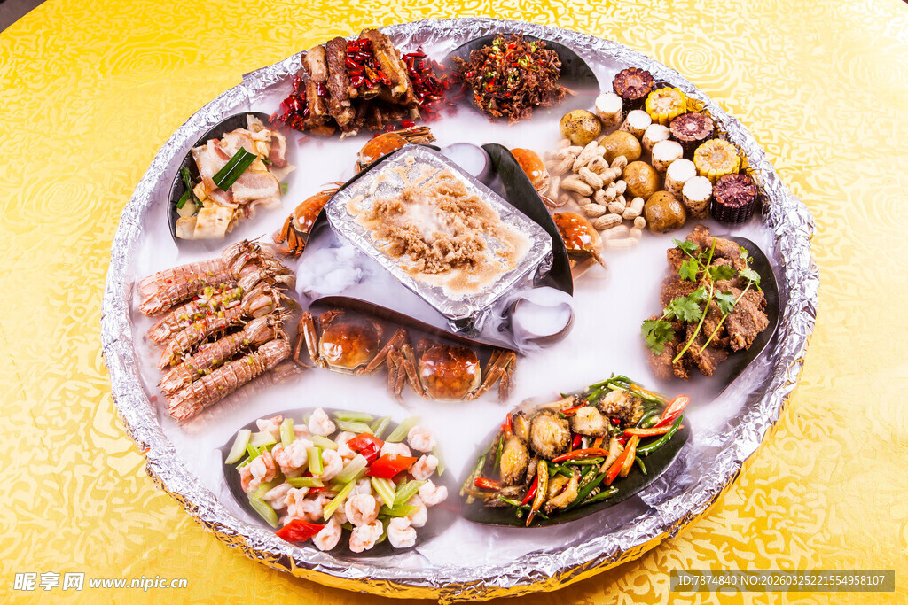 丰盛多样的美味烧烤拼盘