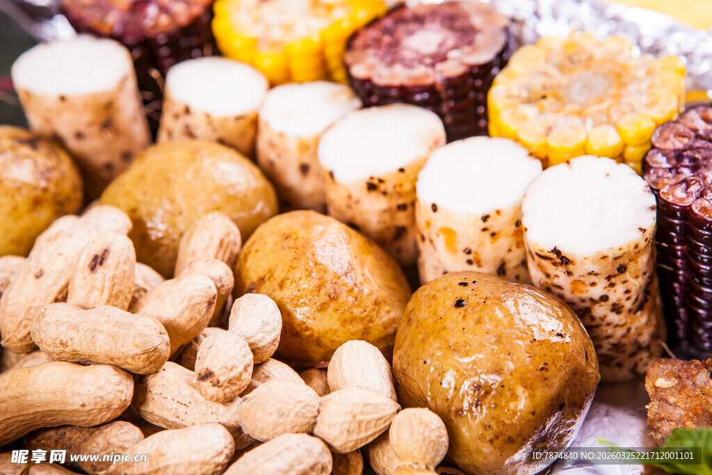 多样美味坚果与特色零食