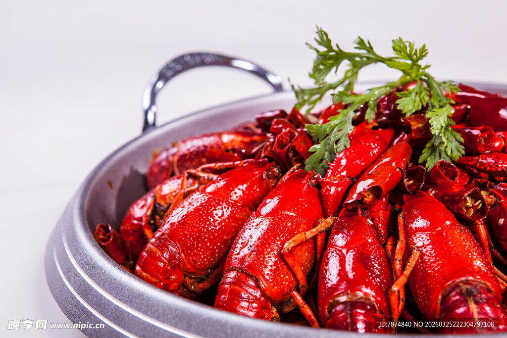 美味小龙虾 色泽诱人