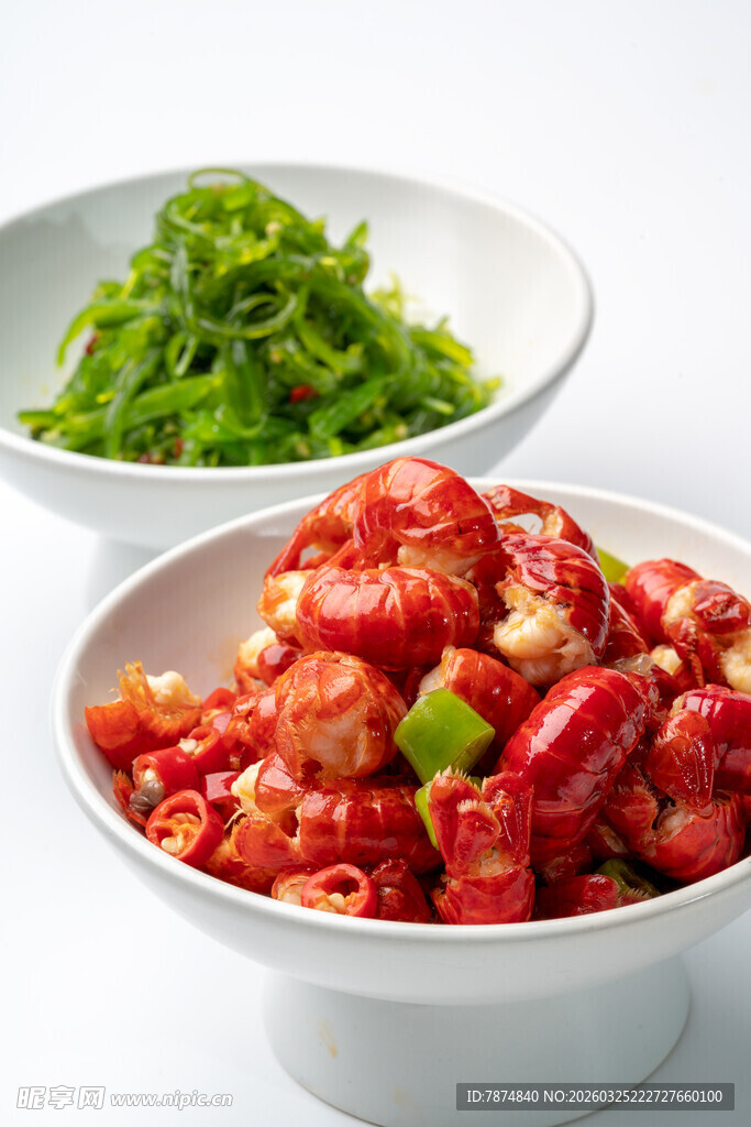 美味小龙虾与凉拌菜