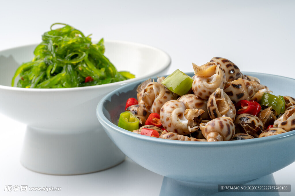 炒花螺配凉拌菜