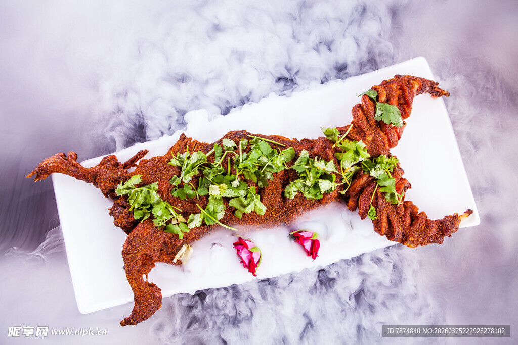 创意摆盘的美味烤肉