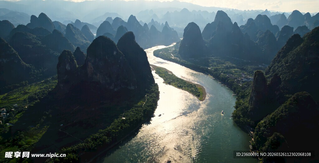壮美山河峡谷河流景观