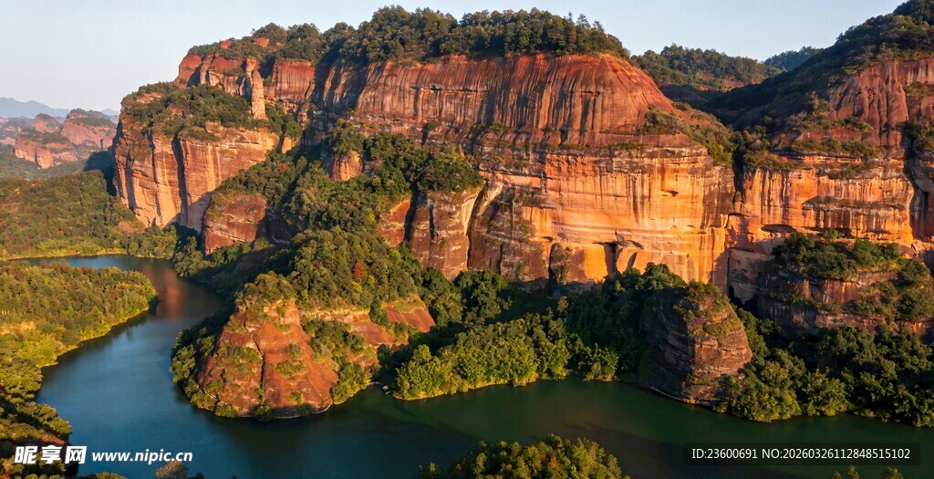 壮丽丹霞山水景观