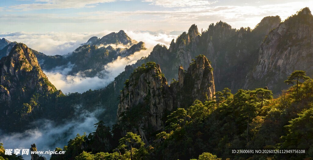 黄山壮美山峦云海景观
