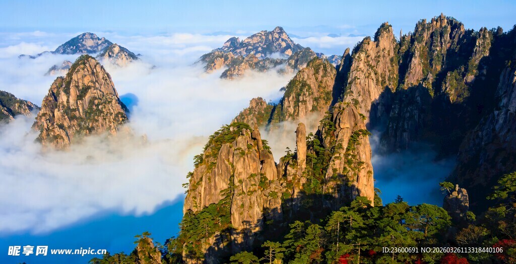 黄山云海奇峰壮丽景观