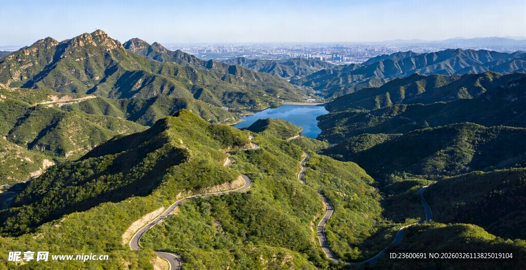 蟒山的壮美风光