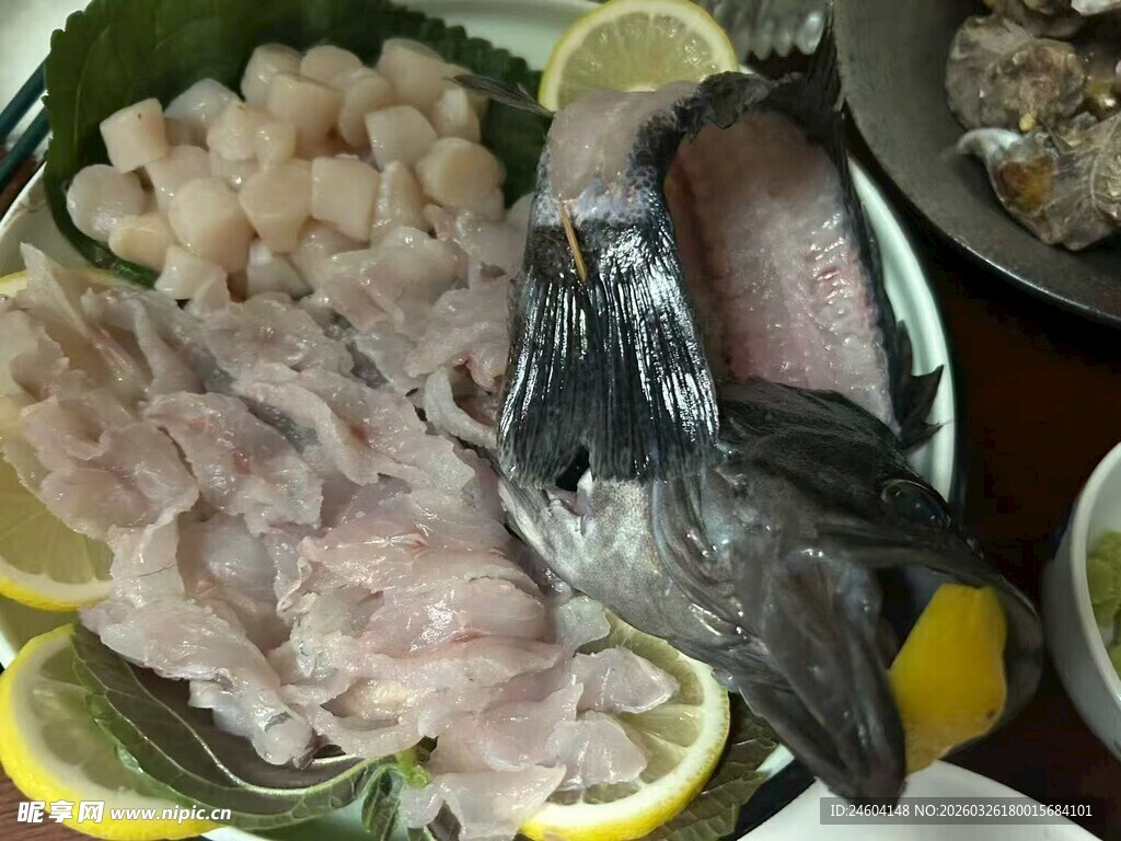 新鲜鱼肉食材展示